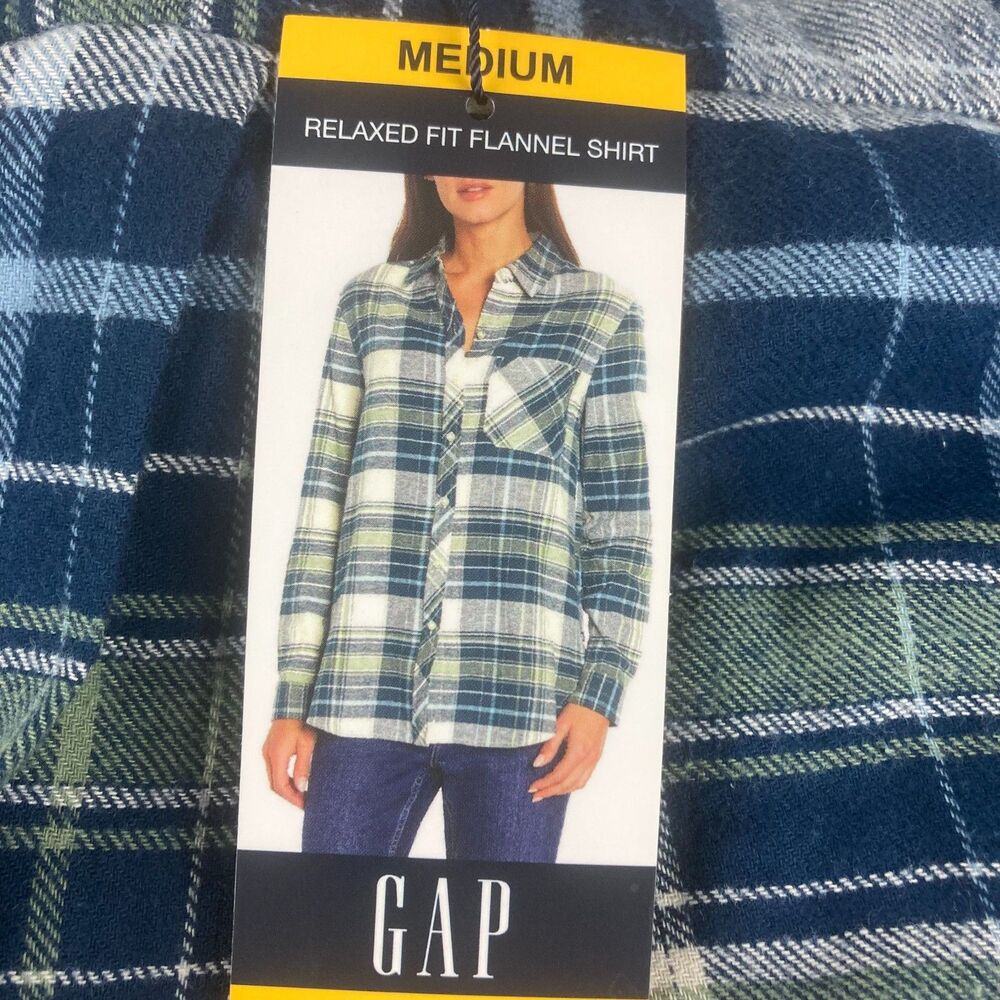 GAP Women’s Medium Relaxed Fit Flannel Shirt Amelia Plaid NWT $69.95